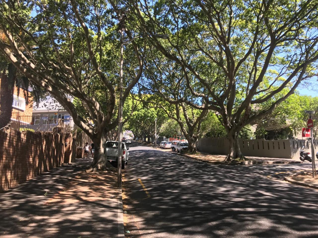 Green Point Self Catering Studios Cape Town Exterior photo